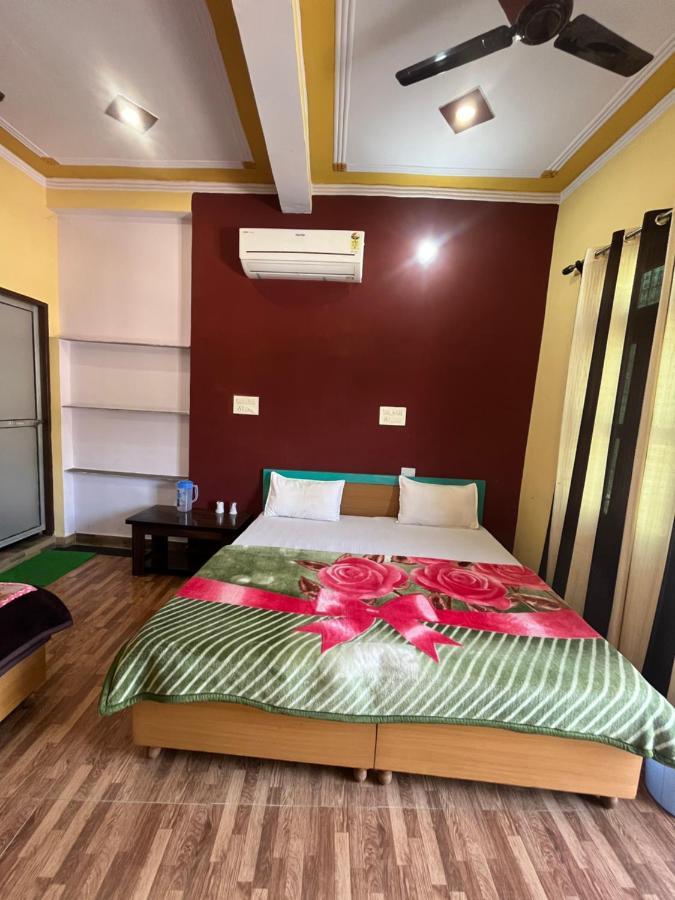 Girish Alay Home Stay Rudraprayāg Exterior foto